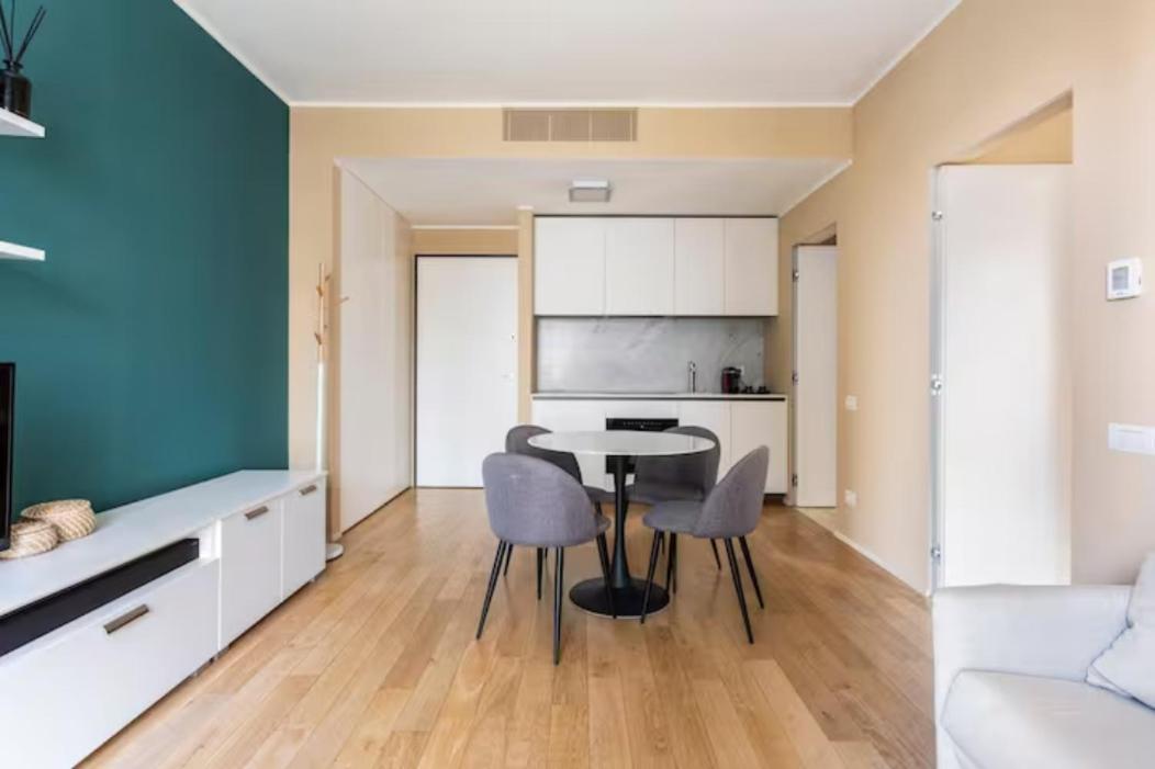 Luxury Apartment Milan Central Екстер'єр фото