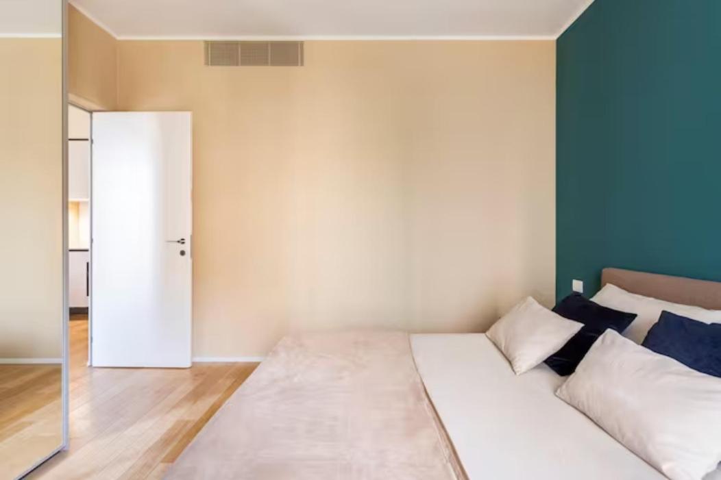 Luxury Apartment Milan Central Екстер'єр фото